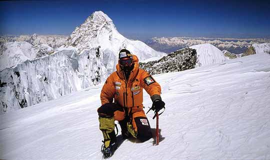 
Simone Moro on Broad Peak Summit July 15, 2003 with K2 behind - 8000 Metri Di Vita, 8000 Metres To Live For book
